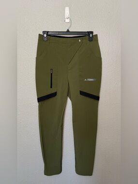 Adidas | TERREX Zupahike Technical Pants | Olive Green | Size Large